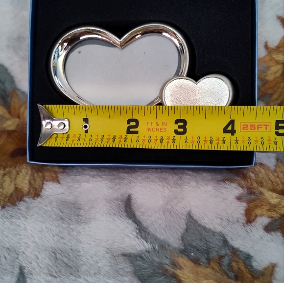 NEW! Things Remembered Heart Shaped Picture Frame - Picture 5 of 7